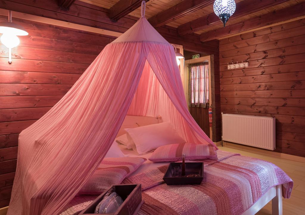 Colours' Chalet Ξενοδοχείο Μέση Συνοικία Τρικάλων Δωμάτιο φωτογραφία